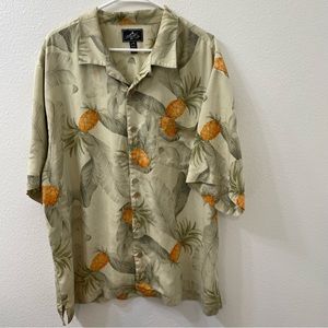 Bermuda bay pineapple Hawaiian shirt light green tan xl